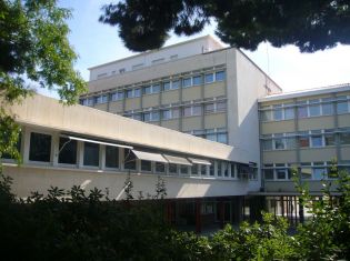Le Lycée Français de Barcelone sous le choc de la hausse des frais de scolarité